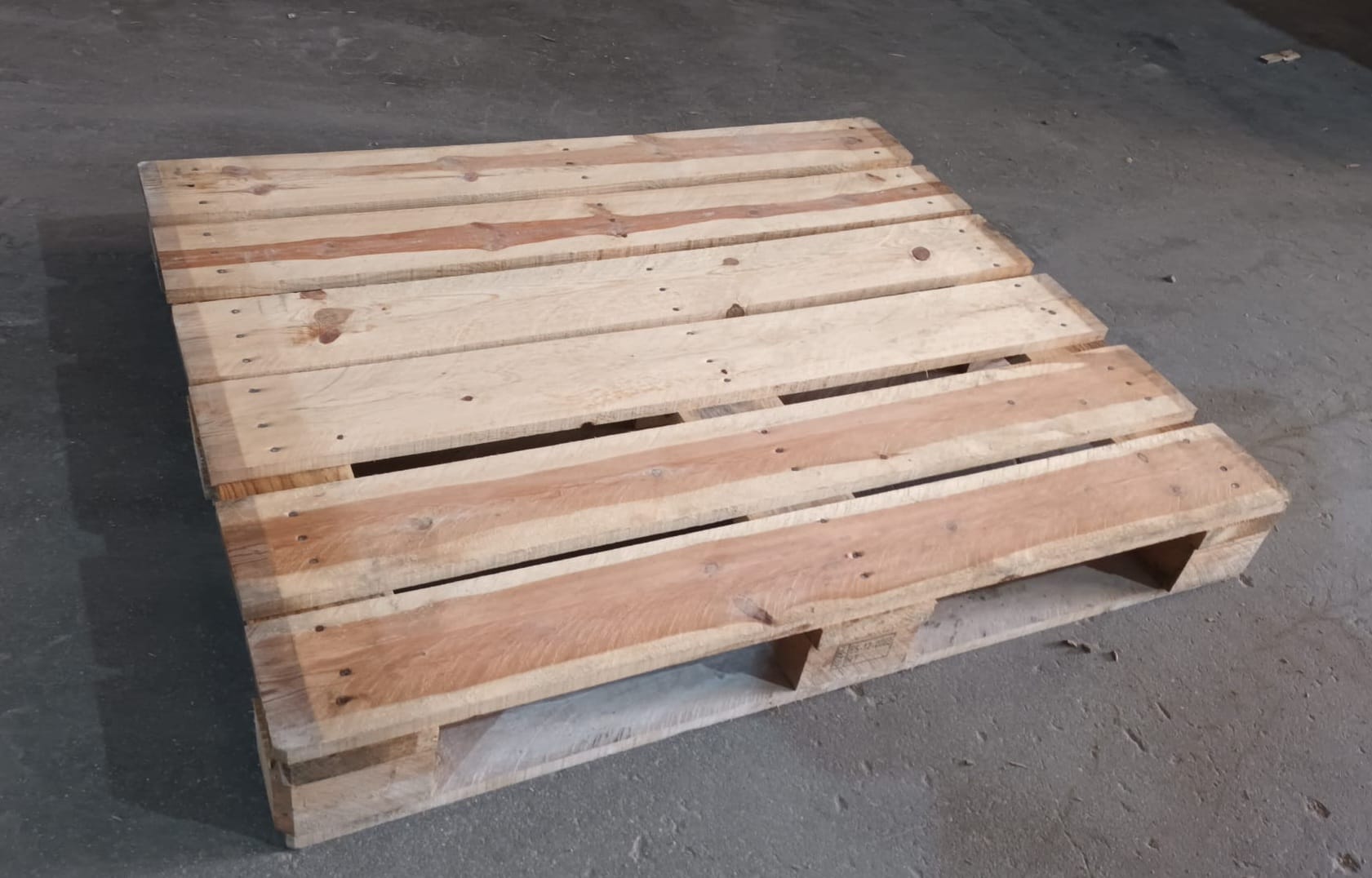 Palet de Madera Americano EPAL - Palets Montaña Madrid